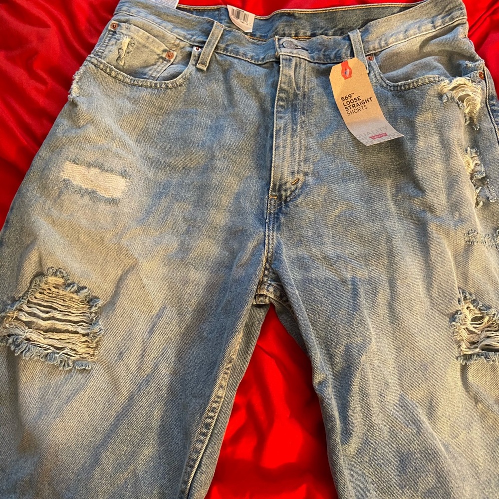 NWT men’s light jean shorts